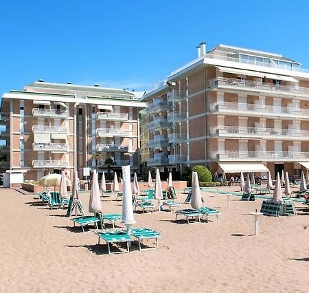 Apartmán Puerto Del Sol Fronte Mare Lido di Jesolo Exteriér fotografie