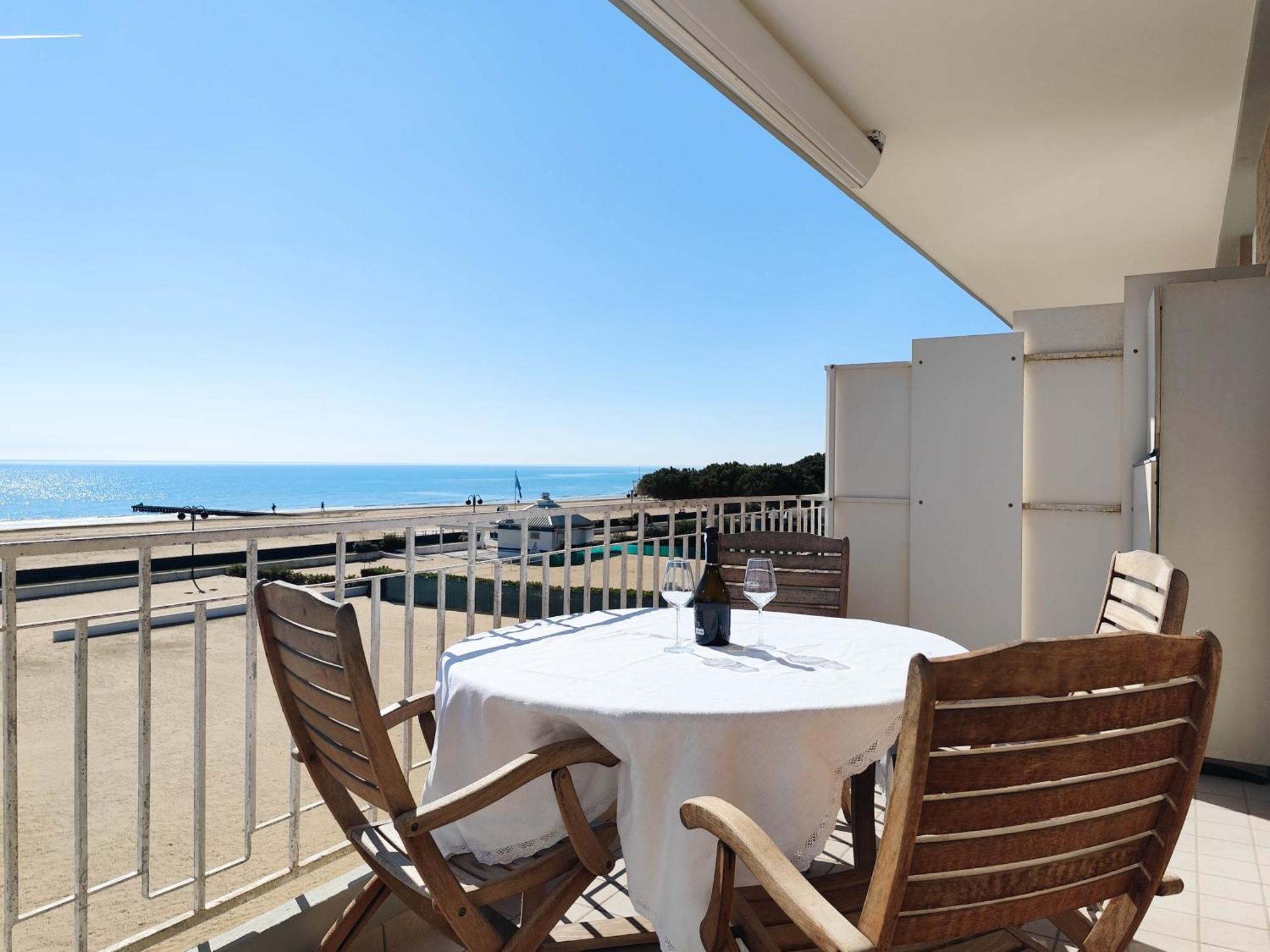 Apartmán Puerto Del Sol Fronte Mare Lido di Jesolo Exteriér fotografie